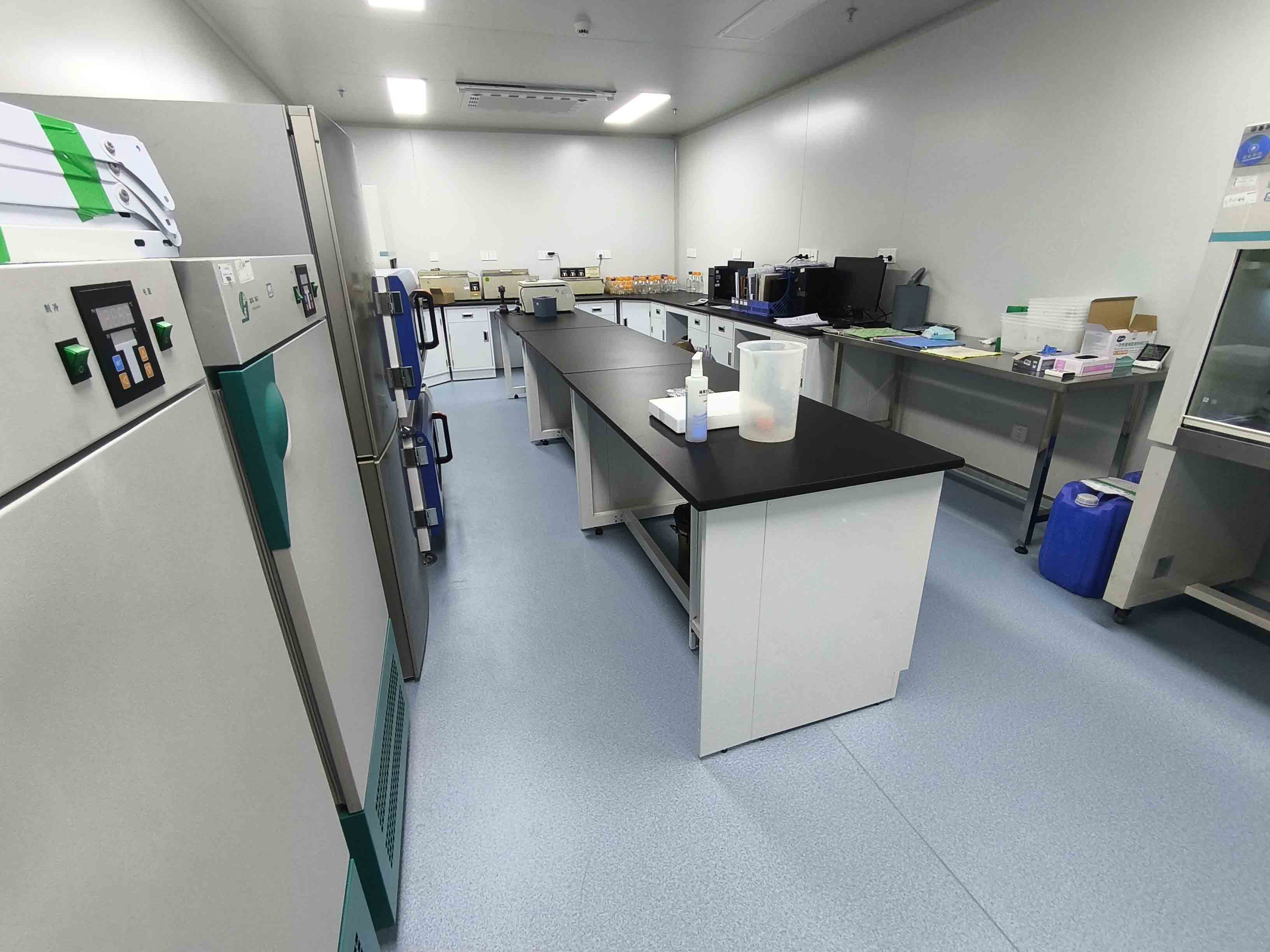 2025 Latest Trends and Innovations in Laboratory Workbench Design