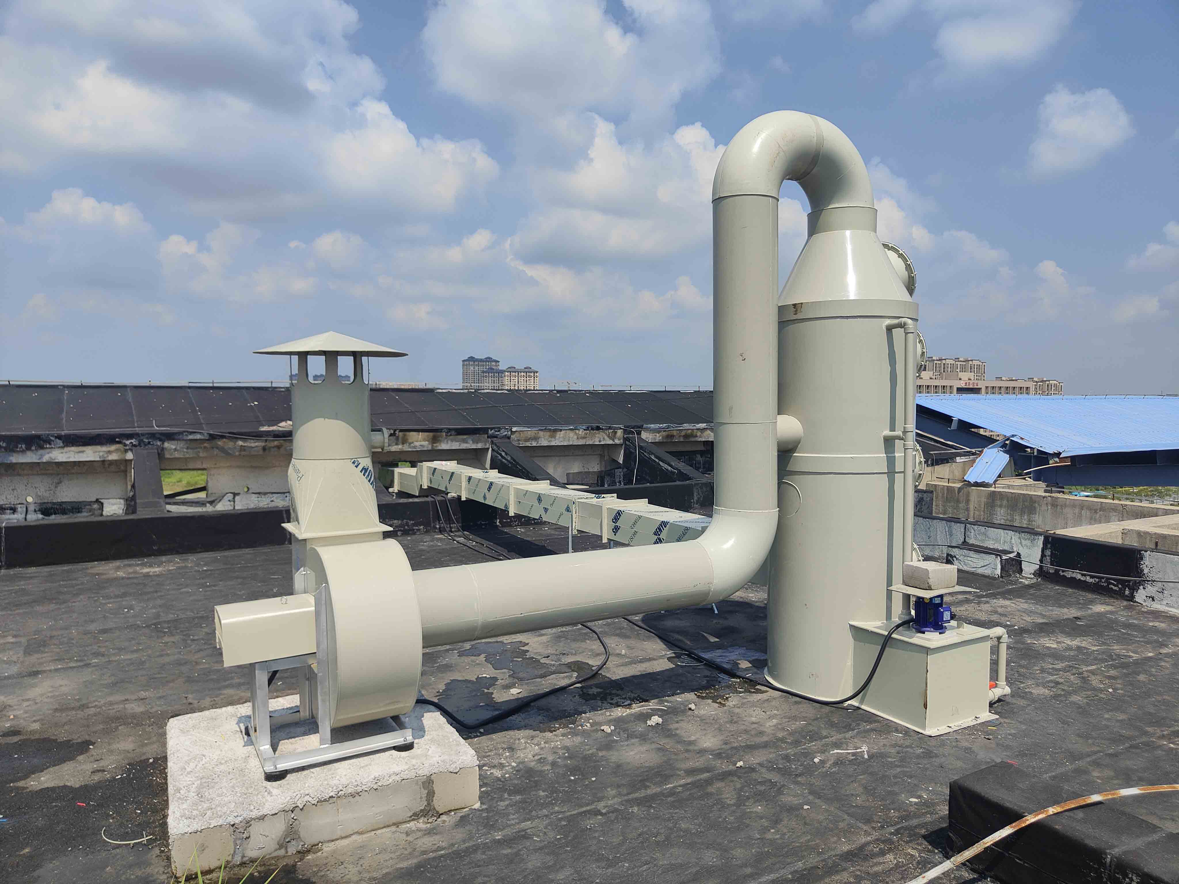 実験室の換気最適化：空気品質を改善する完全ガイド